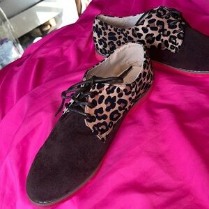 Women’s size 7 1/2 RASOLLI